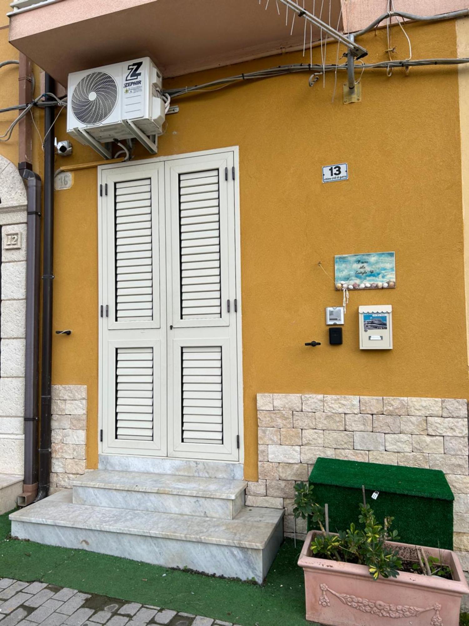 Hotel Il Suono Della Conchiglia à Gela Extérieur photo
